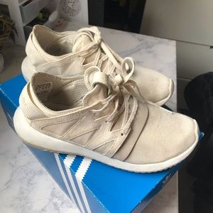 ADIDAS TUBULAR VIRAL